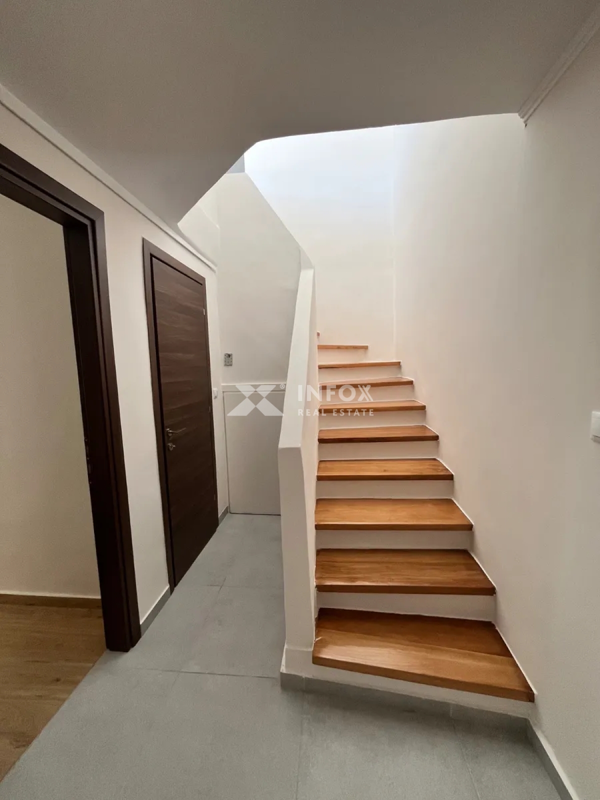 Πωλείται-Μεζονέτα-185.00-τ.μ.