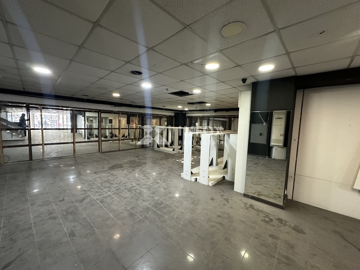 Ενοικιάζεται-Κατάστημα-900.00-τ.μ.