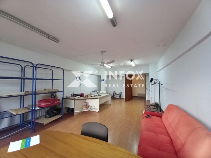 Продается-Офис-51.00-кв.м.