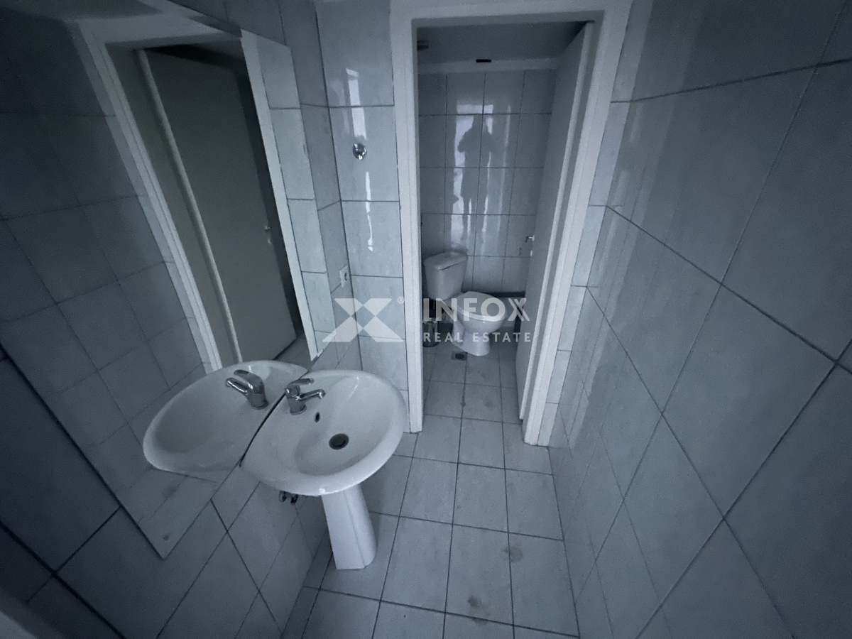 Ενοικιάζεται-Γραφείο-75.00-τ.μ.