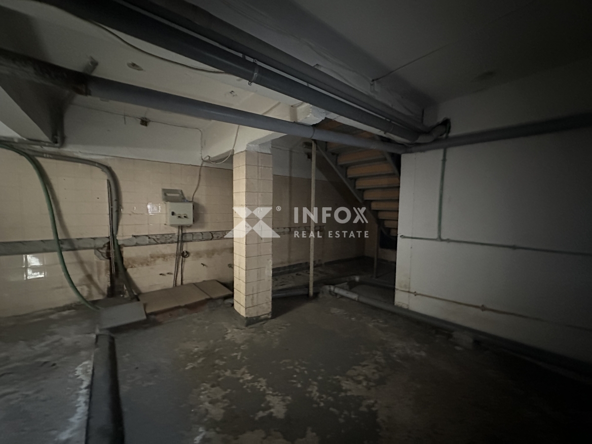 Издаје-се-Prodavnica-215.00-m².