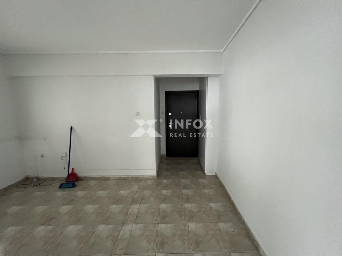 Πωλείται-Γραφείο-100.00-τ.μ.
