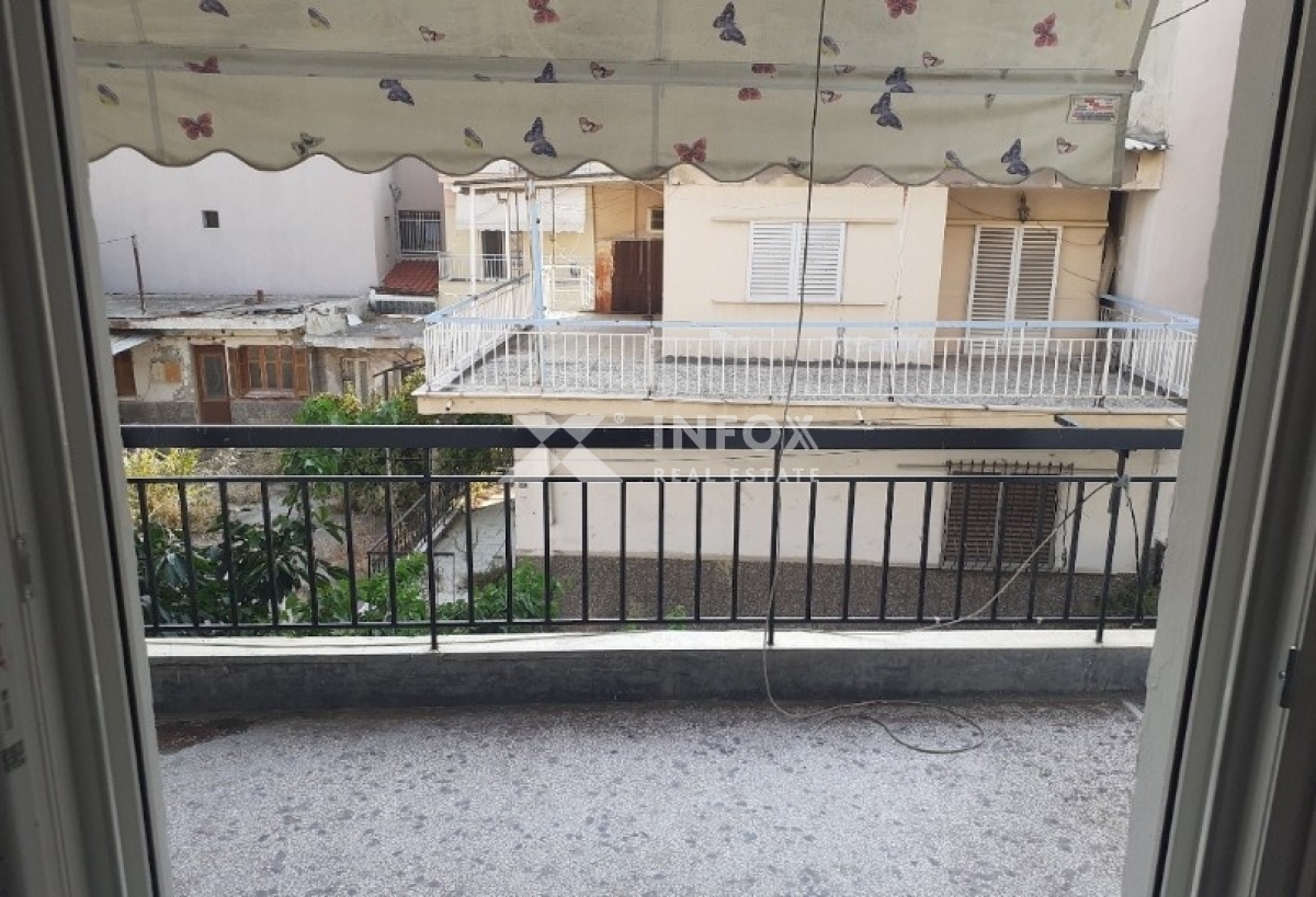 Πωλείται-Γκαρσονιέρα-50.00-τ.μ.