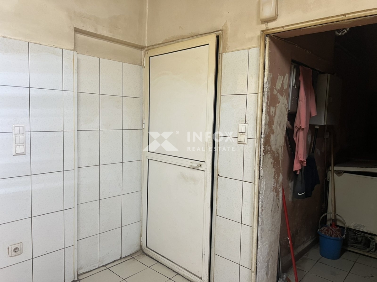 Издаје-се-Biznis-70.00-m².
