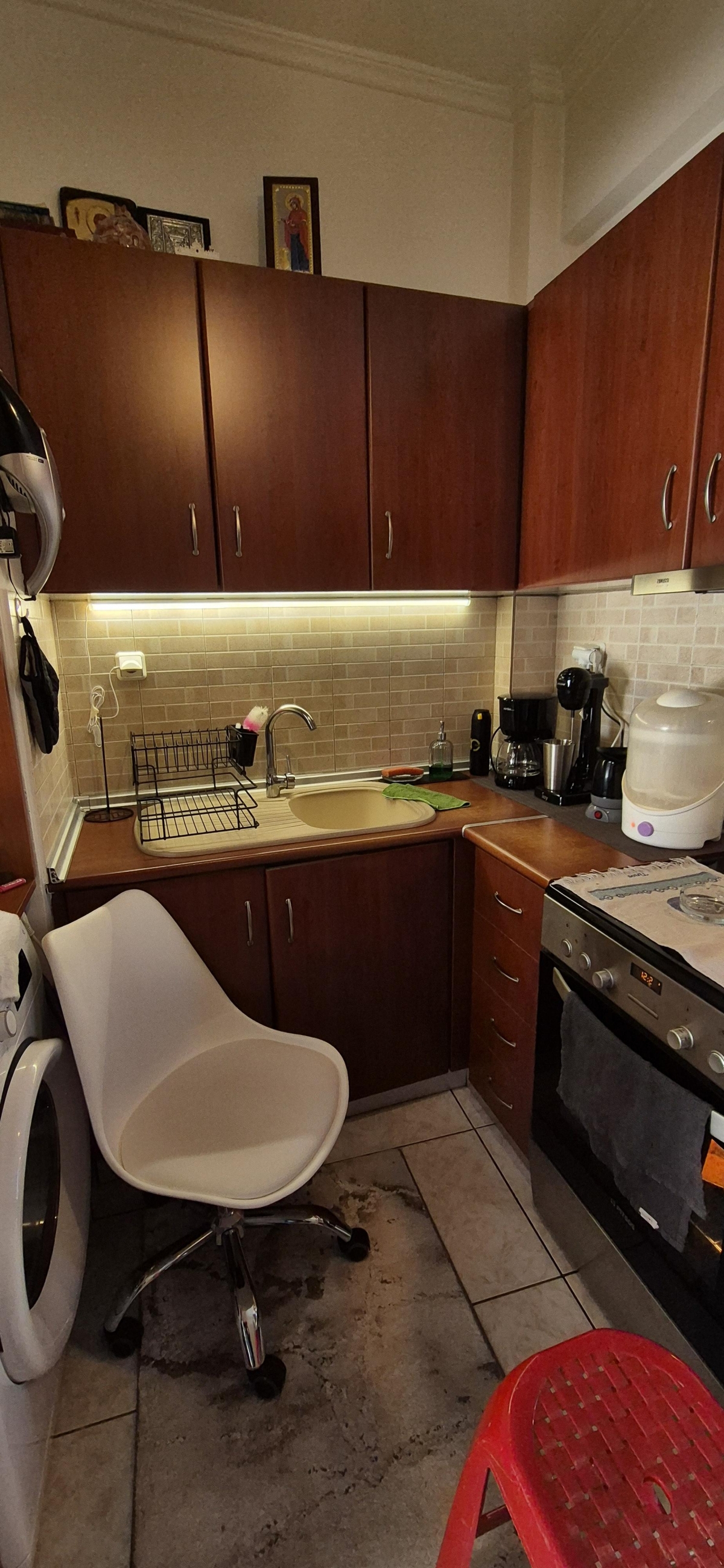 Zu-verkaufen-Wohnung-56.00-qm.