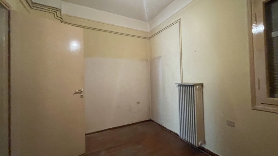 Zu-verkaufen-Wohnung-122.00-qm.