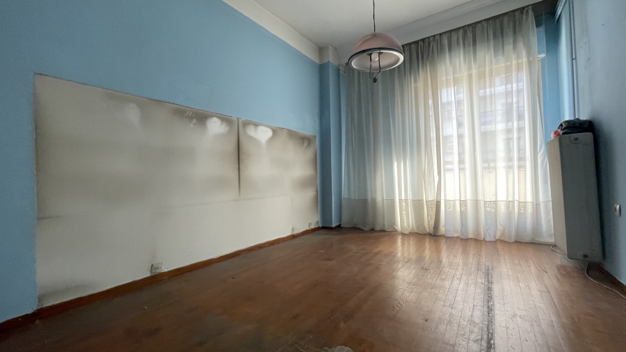 Zu-verkaufen-Wohnung-122.00-qm.