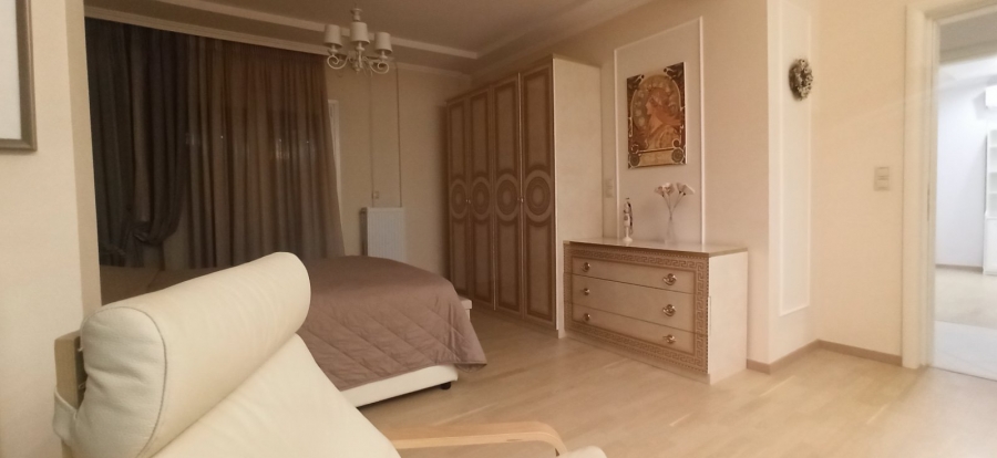 Πωλείται-Διαμέρισμα-210.00-τ.μ.