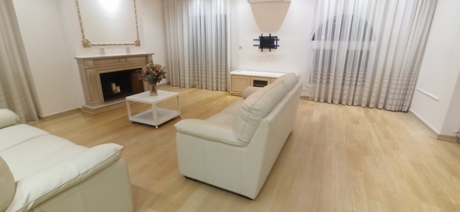 Πωλείται-Διαμέρισμα-210.00-τ.μ.
