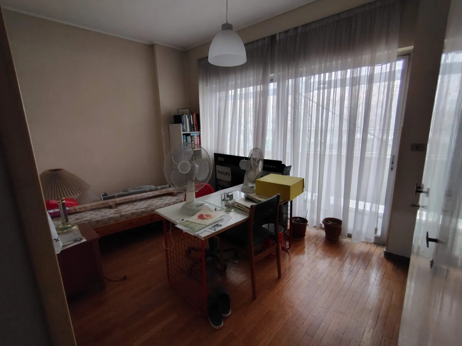 Mieten-Wohnung-156.00-qm.