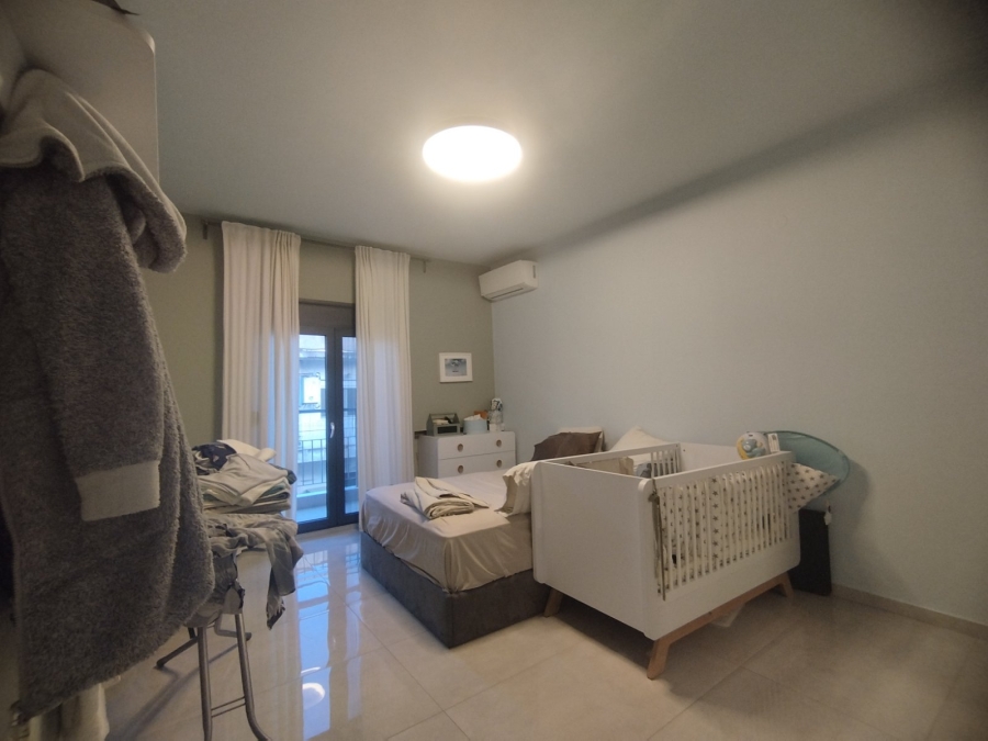 Ενοικιάζεται-Διαμέρισμα-130.00-τ.μ.