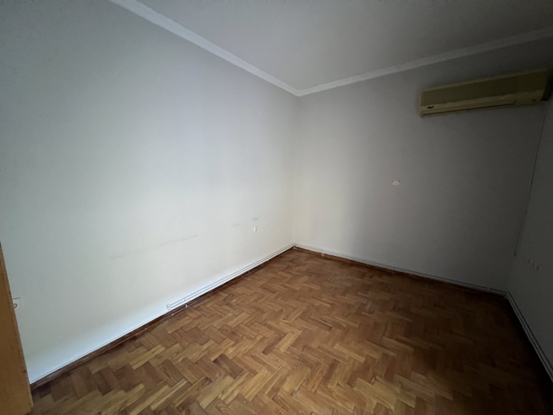 Издаје-се-Kancelarija-168.00-m².