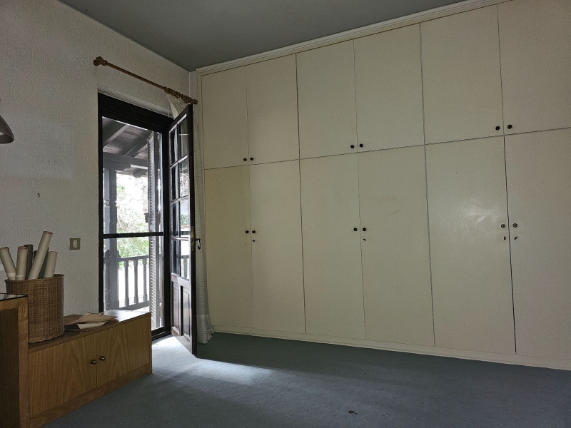 Zu-verkaufen-Wohnung-400.00-qm.