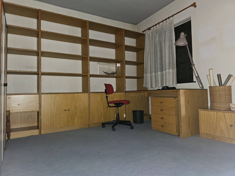 Zu-verkaufen-Wohnung-400.00-qm.