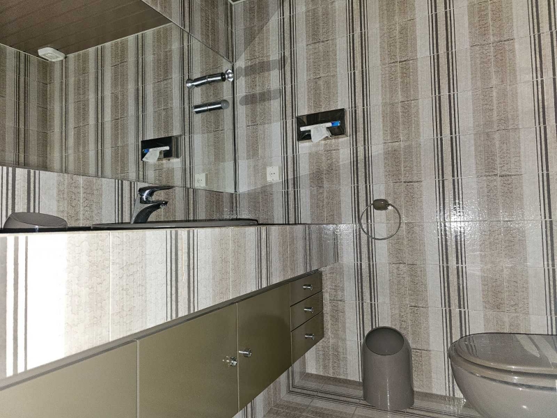 Zu-verkaufen-Wohnung-400.00-qm.