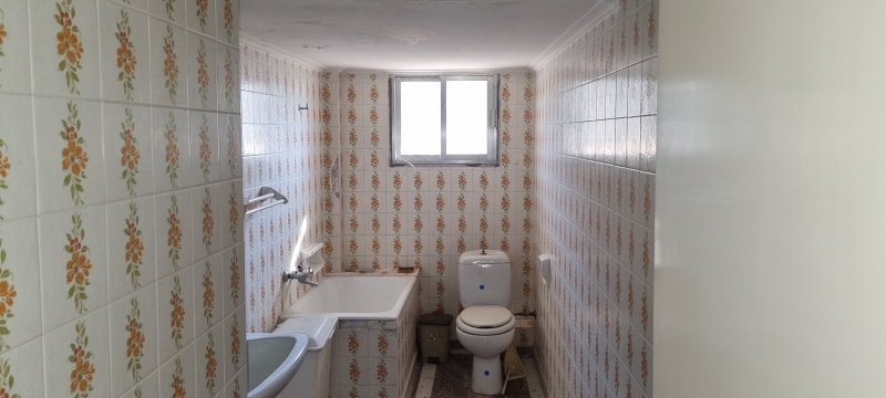 Zu-verkaufen-Einfamilienhaus-534.00-qm.